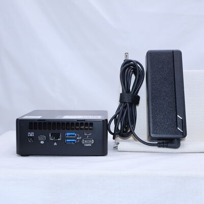【通販センター】中古  Intel NUC NUC11PAH 203415 