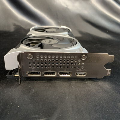 【横浜駅前店】中古  MSI GeForce RTX 5060 Ti 8G VENTUS 2X OC PLUS (RTX5060Ti 8G) 3400009443 