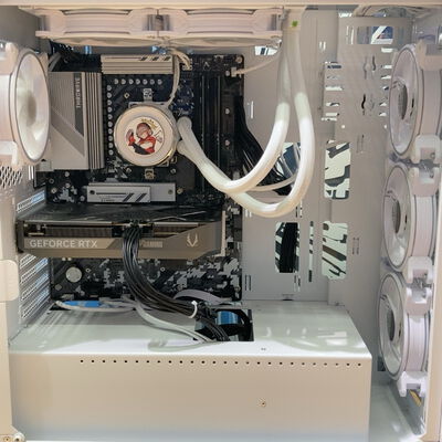 【甲府飯田店】中古  GALLERIA CRA7R-R56T(Ryzen 7 7800X3D/32GB/SSD1TB/RTX5060Ti 8GB/W11H) 4720003283 