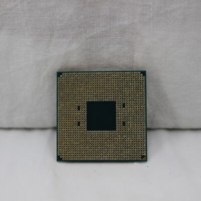 【通販センター】中古  AMD Ryzen 7 5700X (AM4/3.4GHz/36M/C8/T16/65W) 150182 