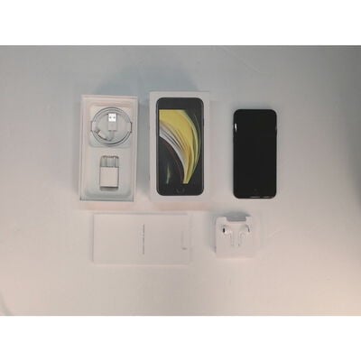【前橋ｲﾝﾀｰｱｶﾏﾙ店】中古  【SIMロック解除済み】【au】Apple iPhoneSE 4.7インチ (第2世代/2020) 128GB (ブラック) MXD02J/A 155509 