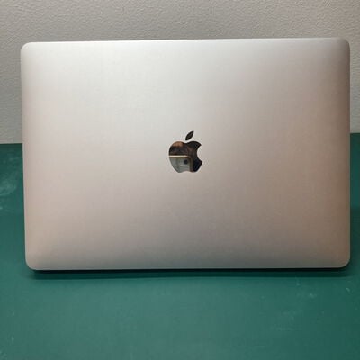 【浦添城間店(沖縄)】中古  MacBook Air (Retina, 13インチ, 2020)A2179 166323 