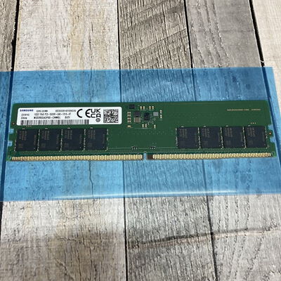 【広島店】中古  PC5-44800 16GB デスクトップ用 149153 