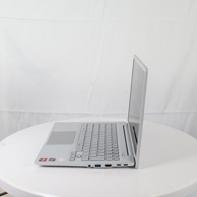 【通販センター】中古  Fujitsu FMV LIFEBOOK MH55/J1 FMVM55J1S(AMD Ryzen 5 7520U/16GB/SSD256GB/なし/ATI AMD Radeon(TM) Graphics/14/1920x1200/Wi-Fi/W11H64 MAR) 185428 