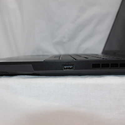 【通販センター】中古  ASUS TUF Gaming A16 Advantage Edition FA617NSR-R74RX7600S(AMD Ryzen 7 7435HS/16GB/SSD1TB/なし/ATI AMD Radeon RX 7600S/16/1920x1200/Wi-Fi/W11H64 MAR) 185985 