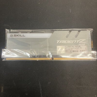 【大宮店】中古  PC4-25600 8GB デスクトップ用(DDR4-3200) 140727 