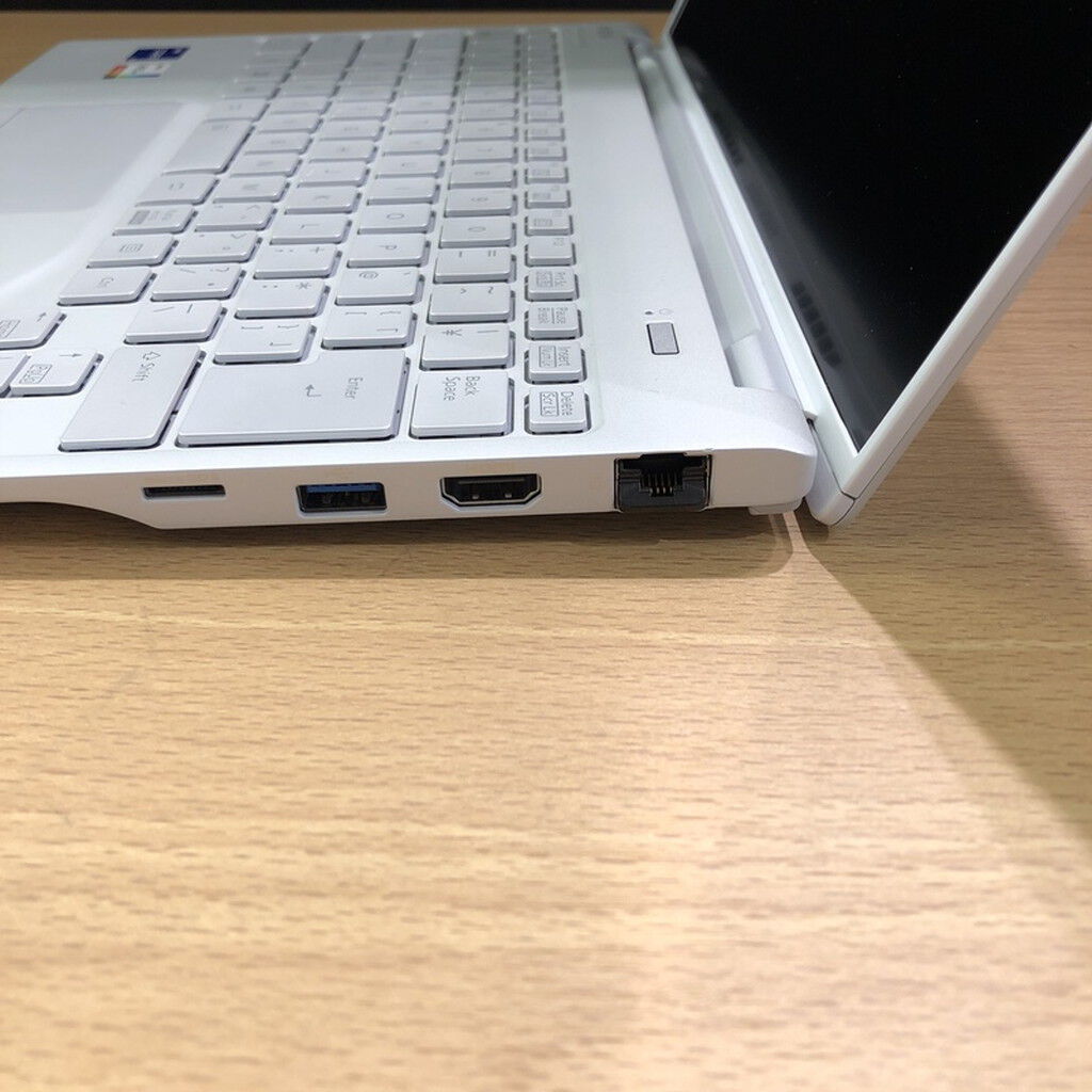 中古 富士通 LIFEBOOK WU2/H1(i7-1355U/16GB/SSD512GB/W11H