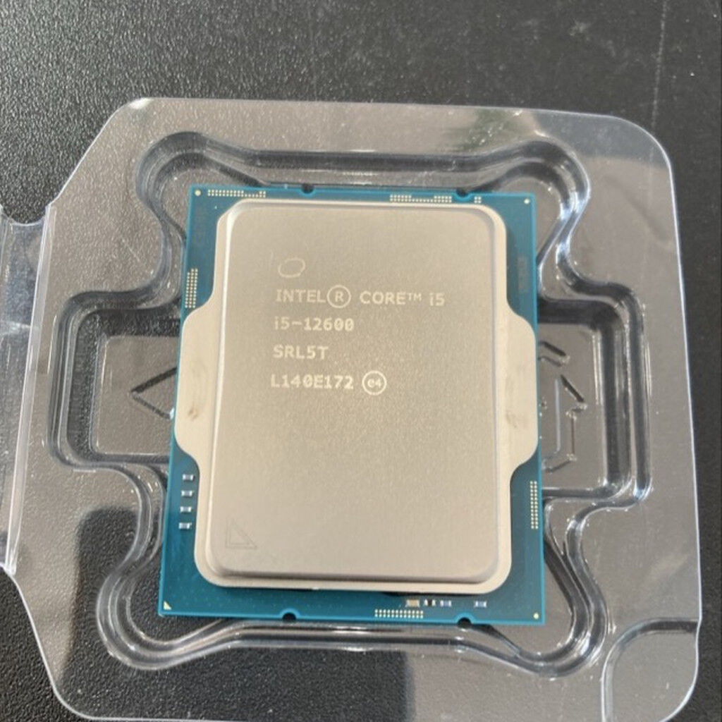 Intel Core i5-12600 CPU 12th Gen 【中古】 中古 INTEL Core i5 12600 (1700/3.3G/18M/C6/T12) 148612