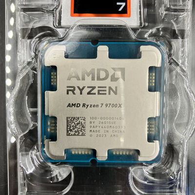 【大須店】中古  AMD Ryzen 7 9700X (AM5/3.8GHz/40M/C8/T16/65W) 169022 