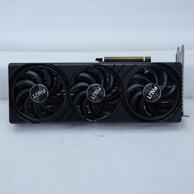 【通販センター】中古  Palit NE75070019K9-GB2050S (RTX5070 12GB Infinity 3) 188943 