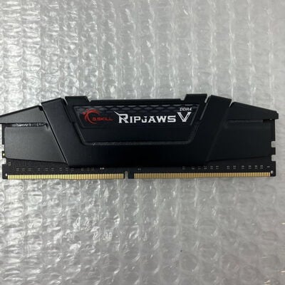 【秋葉原本店】中古  PC4-28800 16GB デスクトップ用(DDR4-3600) 140734 