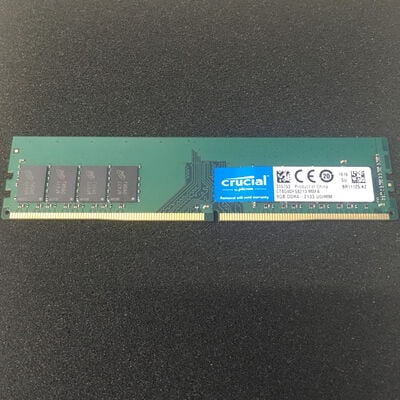 【博多店】中古  PC4-17000 8GB デスクトップ用(DDR4-2133) 126161 