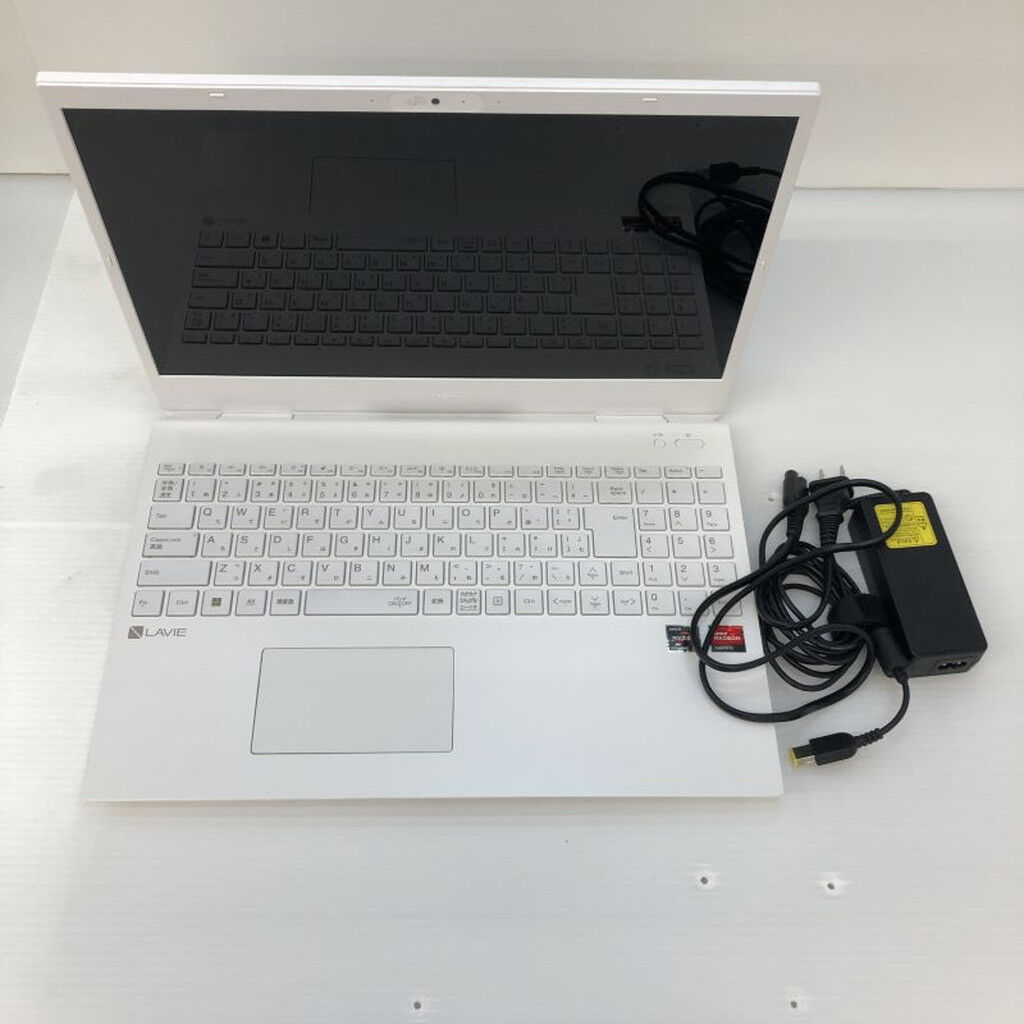 その他ノートPC本体 NEC LAVIE PC-N153CGAW Ryzen3-7330U 8GB 中古 NEC LAVIE PC-N153CGAW (Ryzen 3 7330U/8GB/SSD256GB/W11H
