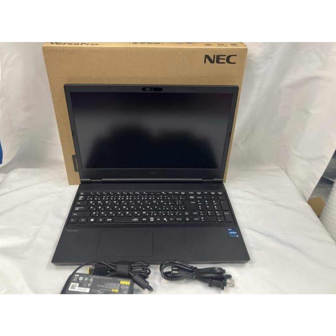 中古 NEC PC-V1T46XZGP (Core i5-1335U/8GB/SSD256GB/SMt/-/WLAN/15.6
