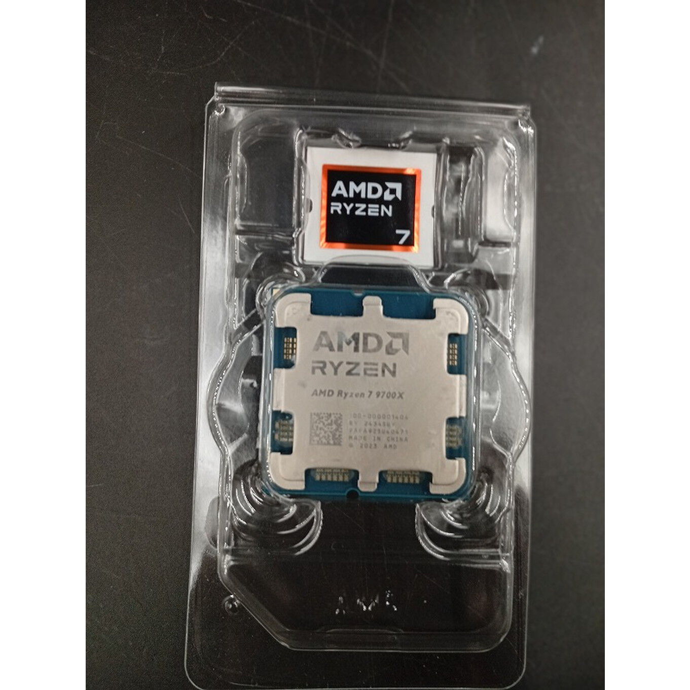 中古 AMD Ryzen 7 9700X (AM5/3.8GHz/40M/C8/T16/65W) 1460024845