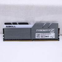 中古  PC4-25600 8GB デスクトップ用(DDR4-3200) 140727 