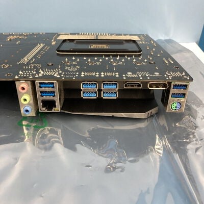 【博多店】中古  ASRock X570 Phantom Gaming 4 (X570 AM4 ATX DDR4) 140055 