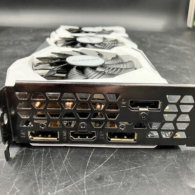 【大須店】中古  GIGABYTE GV-N206SGAMINGOC WHITE-8GD（RTX2060SUPER 8GB） 3330003238 