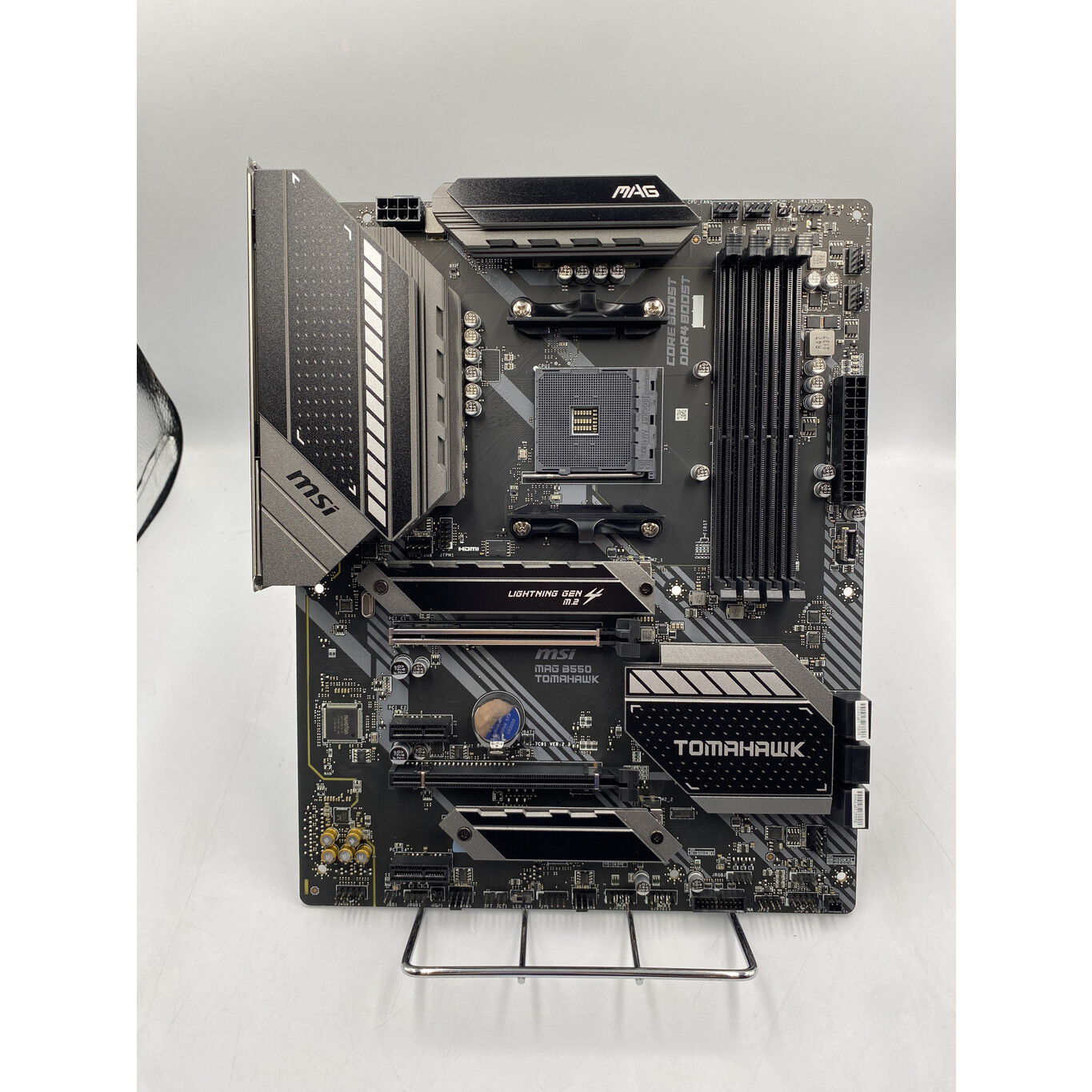 中古 MSI MAG B550 TOMAHAWK (B550 AM4 ATX DDR4) 142923 （390653