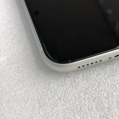 【甲府飯田店】中古  【SIMロック解除済み】【docomo】 Apple iPhoneXR 64GB (ホワイト)  MT032J/A 155317 