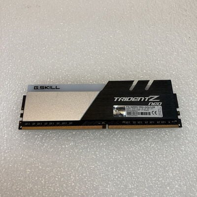 【京都店】中古  PC4-25600 16GB デスクトップ用(DDR4-3200) 140728 