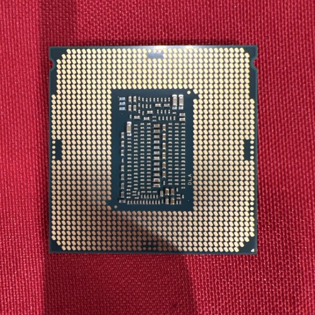 中古 INTEL Core i9 9900K (1151/3.60GHz/16M/C8/T16) 138482 （323845
