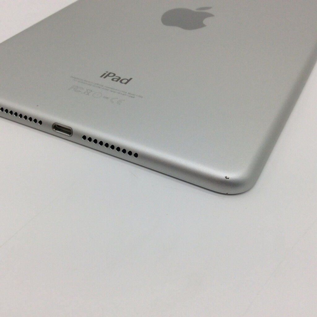 中古 【docomo】Apple iPad mini4 Wi-Fi + Cellular 128GB シルバー