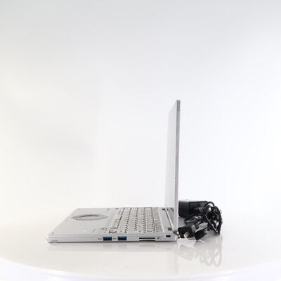 【秋葉原本店】中古  Panasonic　CF-QV(i7-10810U/16GB/SSD512GB/W10P) 3410015743 