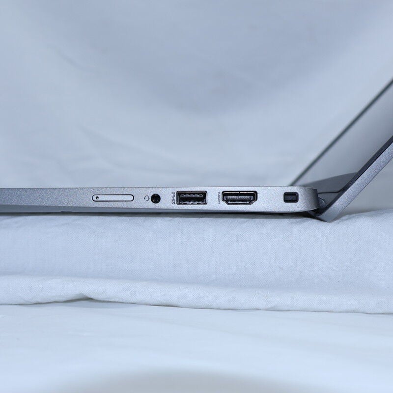 中古 DELL Latitude 5320(Intel Core i7 1185G7 3.0GHz/16GB DDR4