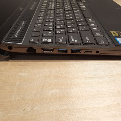 【鹿児島店】中古  FMV　A53C2BH(i7-8550U/8GB/SSD256GB/W11H) 4700001034 