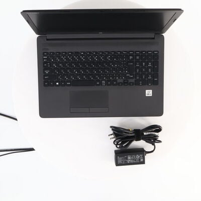 【秋葉原本店】中古  HP_250_G7(i5-1035G1/8GB/SSD256GB/W11P) 3410016218 