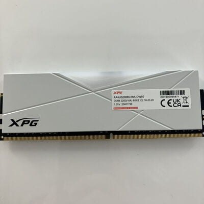【秋葉原本店】中古  PC4-25600 8GB デスクトップ用(DDR4-3200) 140727 