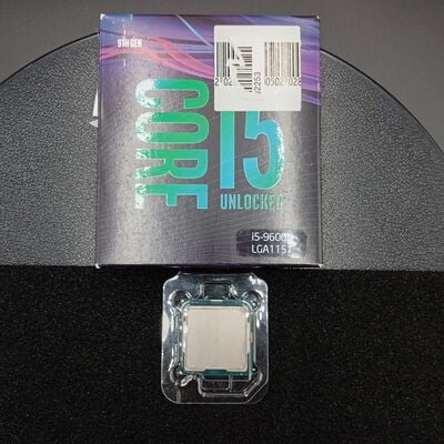 【大須店】中古  INTEL Core i5-9600K (1151/3.70GHz/9M/C6/T6) 138480 