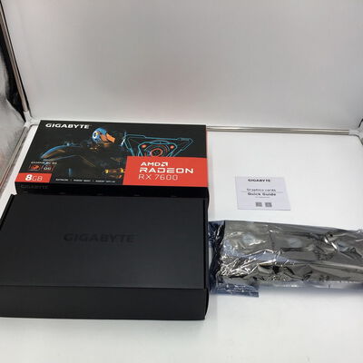 【白山FM松任店】中古  GIGABYTE GV-R76GAMING OC-8GD (RX7600 8G) 162746 