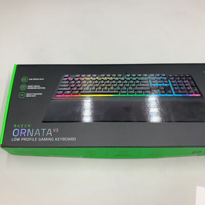 【熊本浜線店】中古  RAZER　ORNATA　V3 5370001361 