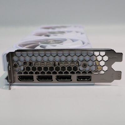 【札幌店】中古  Palit NE75070U19K9-GB2050W (RTX5070 12GB WHITE OC) 188946 