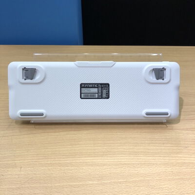 【甲府飯田店】中古  FnaticGear KB0006-005 (STREAK65 LP WHITE US 有線) 4720002364 