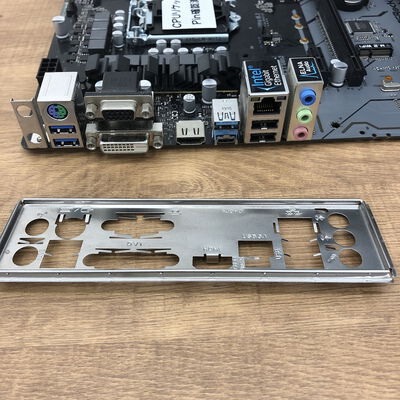 【宇都宮鶴田店】中古  ASRock Z390 Pro4 (Z390 1151 ATX DDR4) 138879