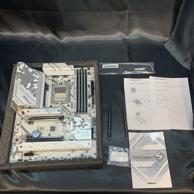 【横浜駅前店】中古  ASRock B650 Steel Legend WiFi (B650 AM5 ATX) 168306 