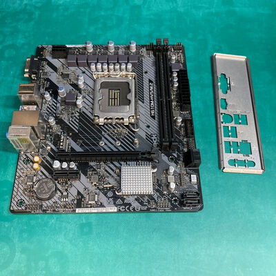 【静岡東瀬名店】中古  ASRock H610M-HVS/M.2 R2.0 (H610 1700 mATX DDR4) 5140000537 