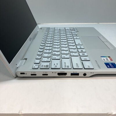【博多店】中古  LIFEBOOK UH09/E3 (i7-1165G7/8GB/SSD256GB/W11H) 3310005905 
