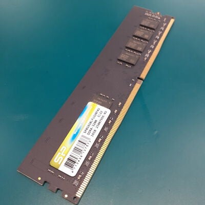 【鹿児島店】中古  PC4-25600 16GB デスクトップ用(DDR4-3200) 140728 