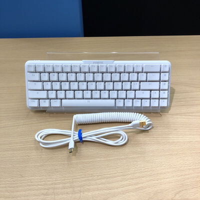 【甲府飯田店】中古  FnaticGear KB0006-005 (STREAK65 LP WHITE US 有線) 4720002364 