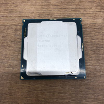 【宇都宮鶴田店】中古  INTEL Core i7 8700 (1151/3.20GHz/12M/C6/T12) 136198 
