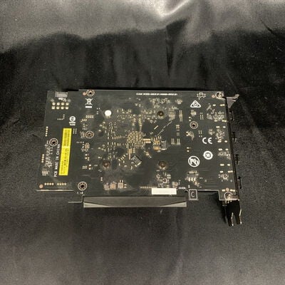 【横浜駅前店】中古  GIGABYTE GV-N4060D6-8GD (RTX4060 8G) 175571 