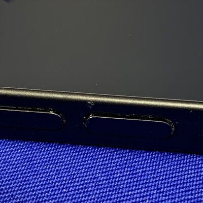 【横浜駅前店】中古  【docomo版SIMフリー】Apple iPhone15 無印 128GB ブラック MTMH3J/A 161068 