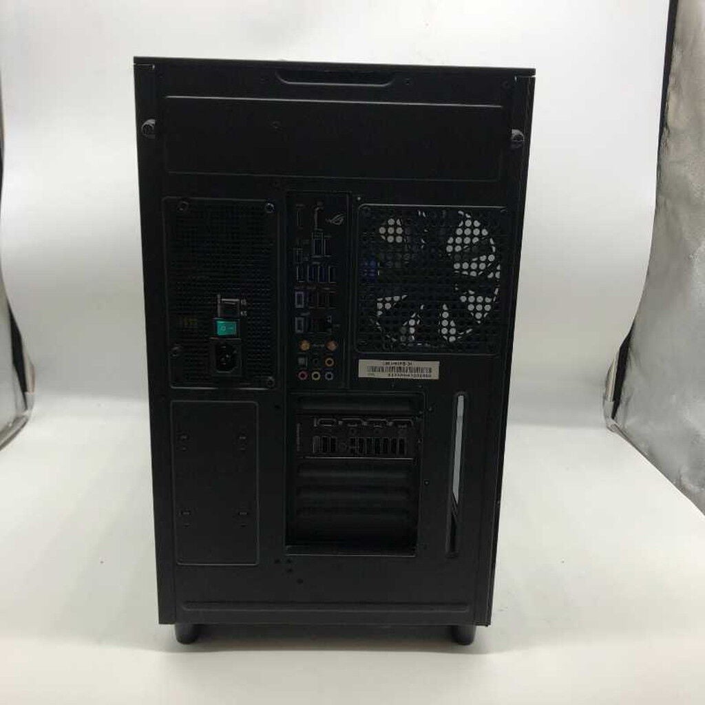 中古 自作デスクトップPC(i7 13700K/32GB/M.2 SSD2TB/なし/RTX4080