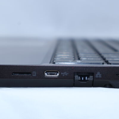 【通販センター】中古  iiyama iiyaa NP50RZ (Core i7-12650H/16GB/オンボード) 202824 