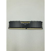 中古  CMK32GX4M2B3000C15(PC4-24000 16GB デスクトップ用) 4680002290 