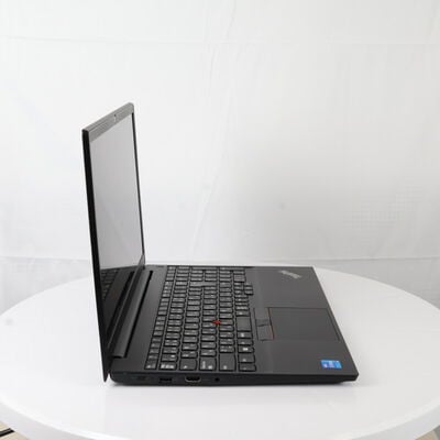 【通販センター】中古  Lenovo ThinkPad E15 Gen2(Intel Core i5 1135G7 2.40GHz/16GB DDR4/SSD256GB/-/オンボード/15.6/1920x1080/GbE/Wi-Fi/WEBCAM/W11H/VBT) 199492 